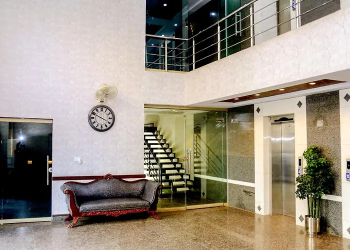 Gulberg Suites